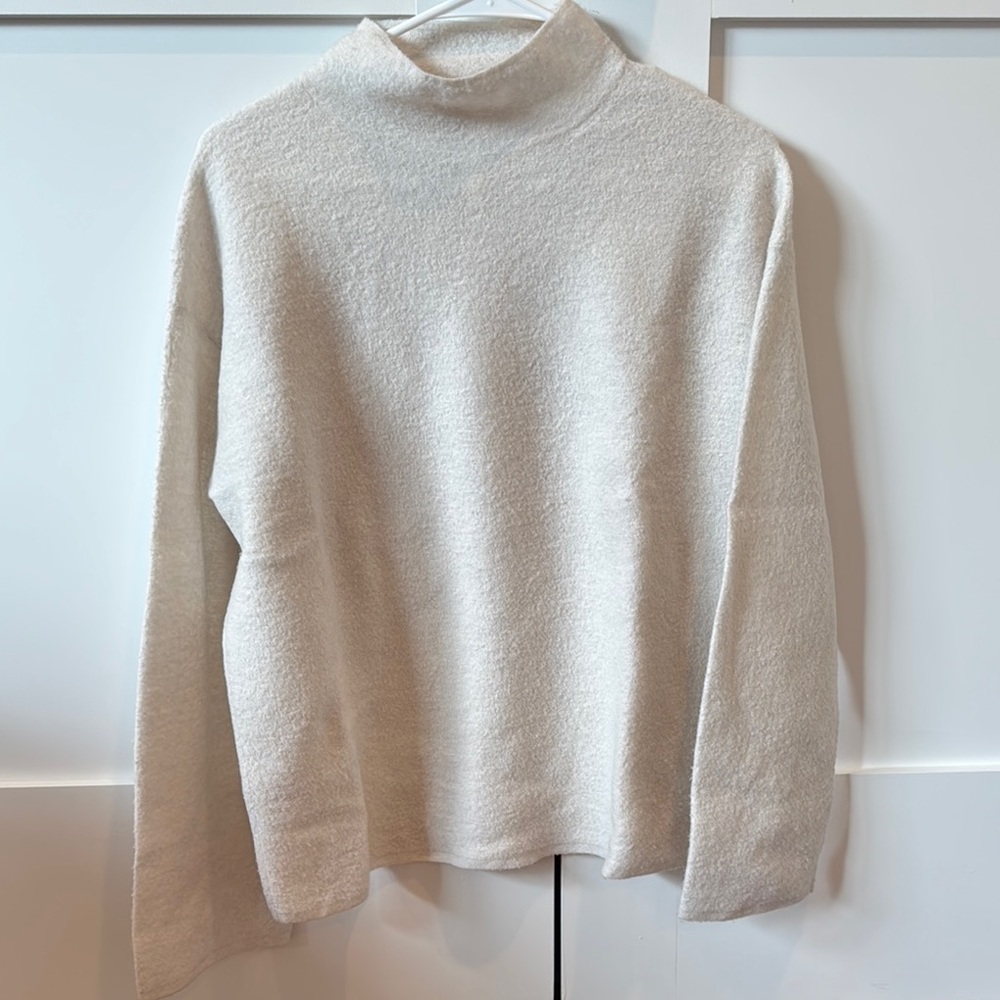 Elegant Cream Women's Sweater